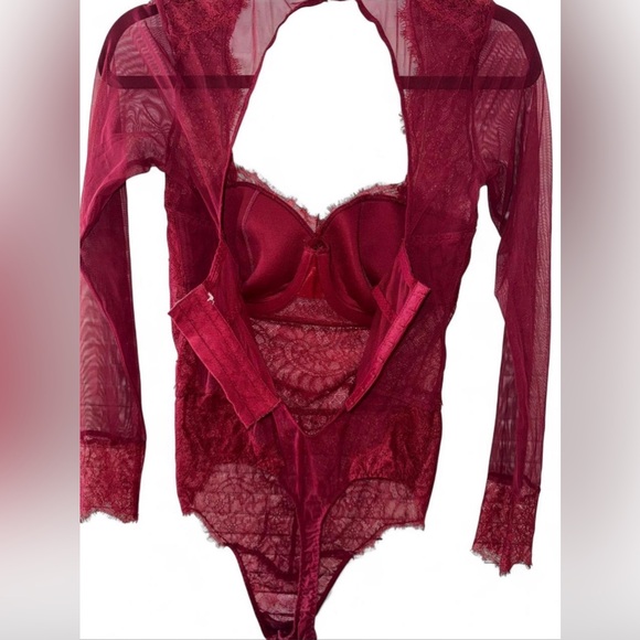 Victoria’s Secret L Burgundy Lace Bodysuit - Picture 8 of 8